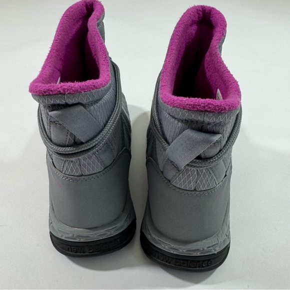 New Balance Fresh Foam Sneaker Boot Water Resistant Insulated Grey - Picture 4 of 7